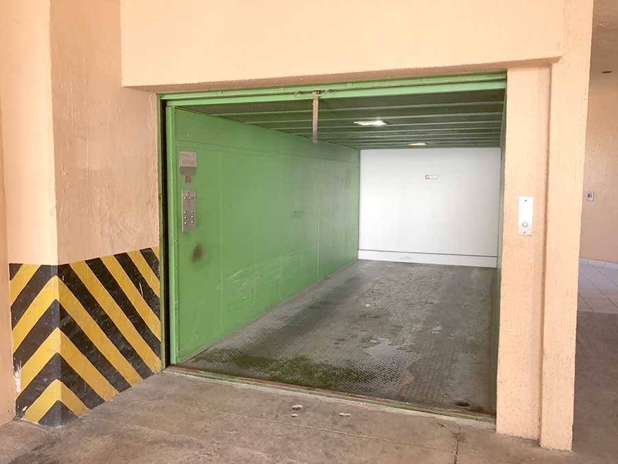 Torre Latina - Elevador para coches 1 Torre Latina - Elevador para coches 1